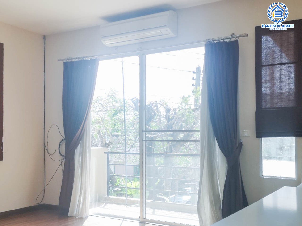 *****บ้านเดี่ยวมือสอง ม.ฮาบิเทีย ราชพฤกษ์ หลังมุม จากแบรนด์คุณภาพ Sansiri เนื้อที่ 58.1 ตร.ว. ฟังก์ชัน 3 ห้องนอน 3 ห้องน้ำ จอดรถได้ 2 คัน บนทำเลติดถนนใหญ่345 พร้อมเชื่อมสู่ราชพฤกษ์, แจ้งวัฒนะ และติวานนท์ ฯลฯ ได้อย่างรวดเร็ว ใกล้ทางด่วน "ศรีสมาน" และรายล้อมด้วยสิ่งอำนวยความสะดวกครบ